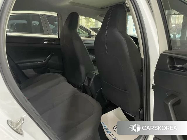 Volkswagen Polo 2021 Белый из Китая, фото 2