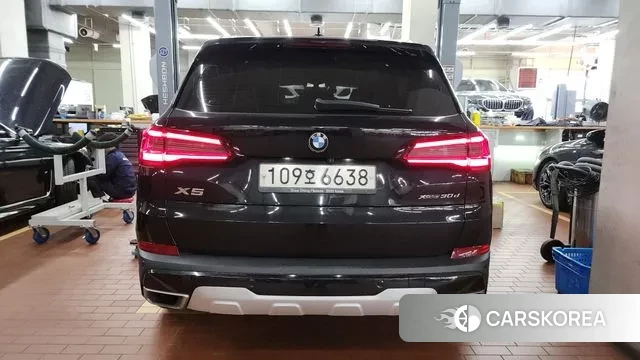 BMW X5 (G05) 2020 Черный из Кореи, фото 2