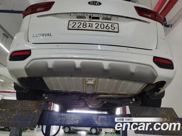 Kia The New Carnival id 2951581 из Кореи 11