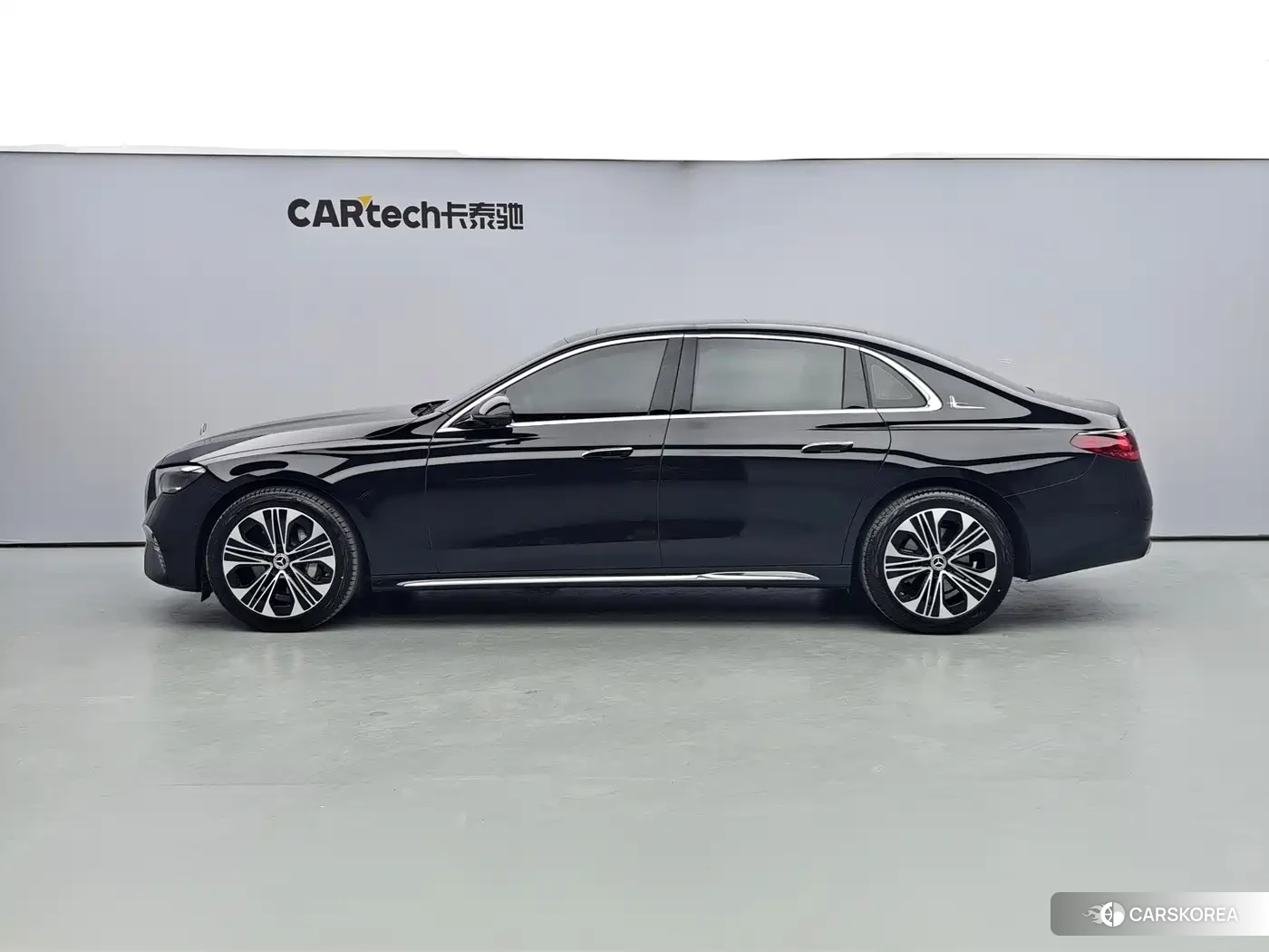 Mercedes-Benz E-Class id 4622379 из Китая 10