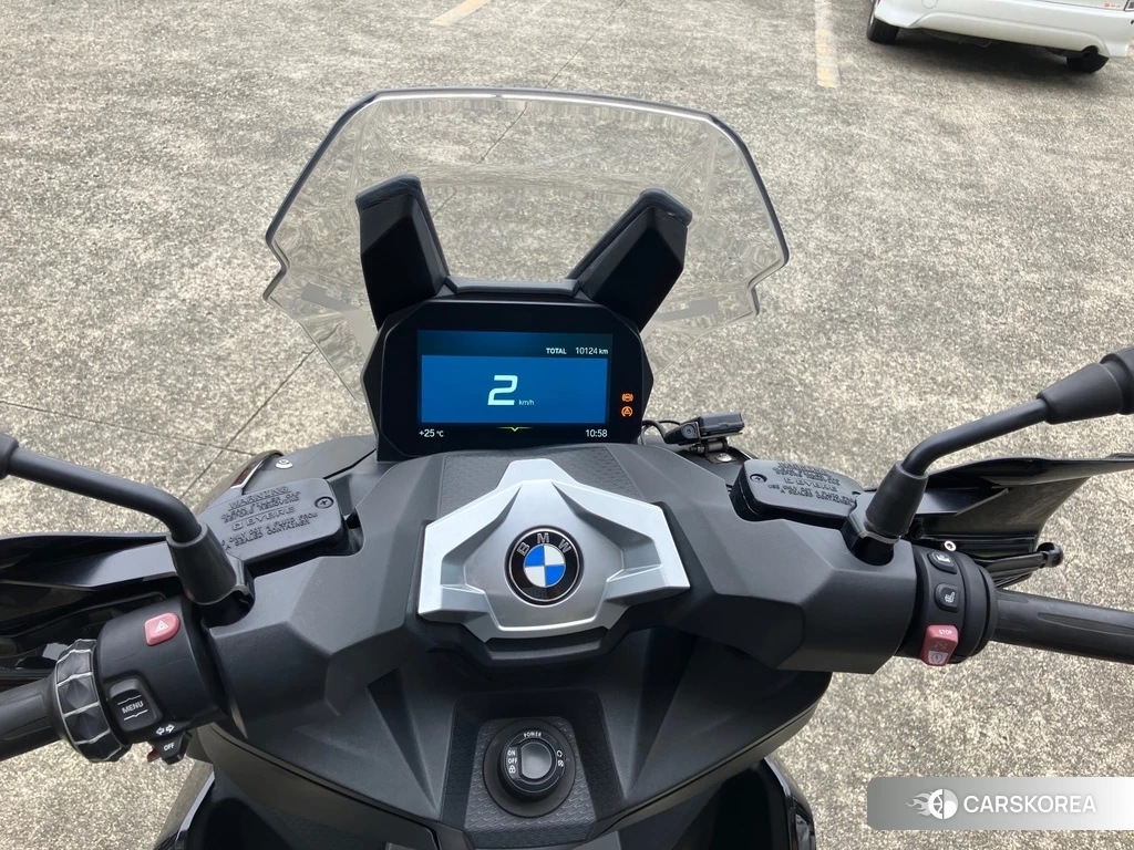Проданный BMW C400X 2019 из Японии, фото 2