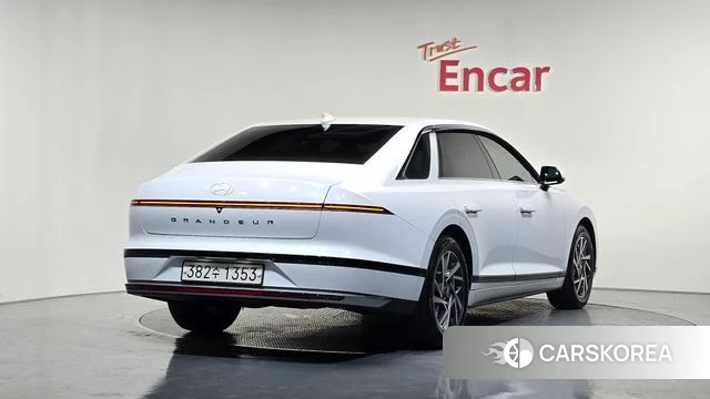 Hyundai Grandeur (GN7) id 4487703 из Кореи 12