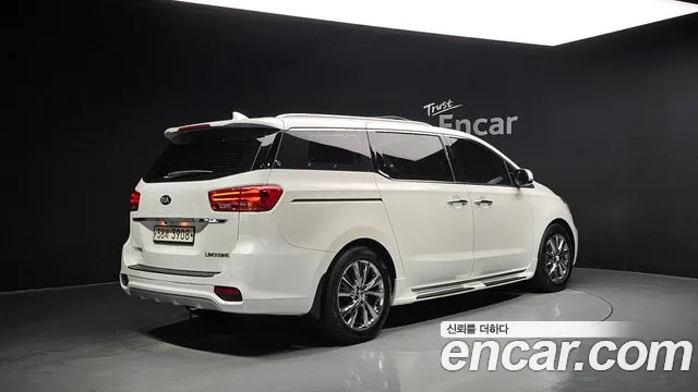 Kia The New Carnival id 2850585 из Кореи 12