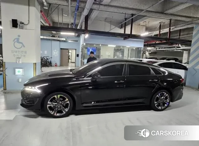 Kia K5 3rd generation 2021 Черный из Кореи, фото 2