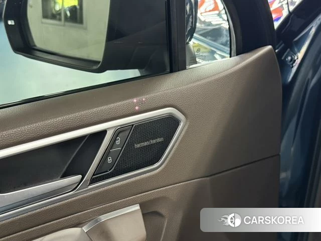 Volkswagen Tiguan L id 4336113 из Китая 8