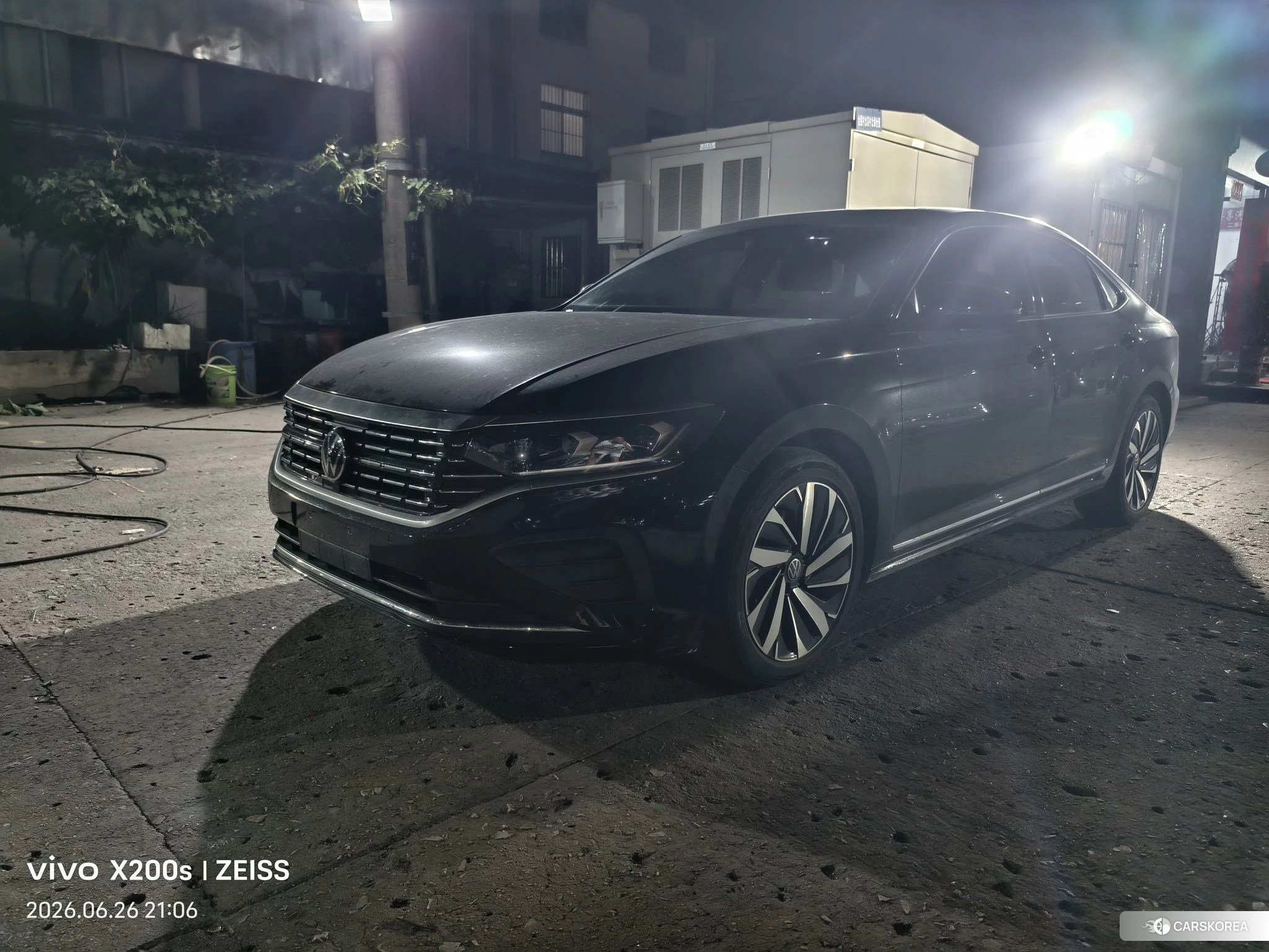 Volkswagen Passat 2023 Черный из Китая, фото 2