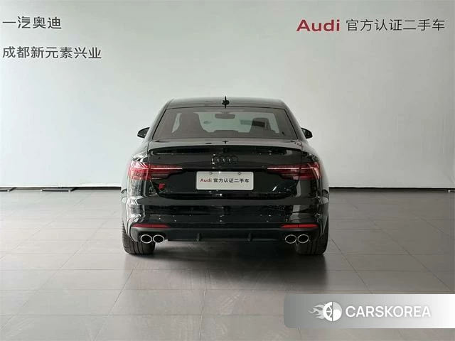 Audi S4 2023 Черный из Китая, фото 5