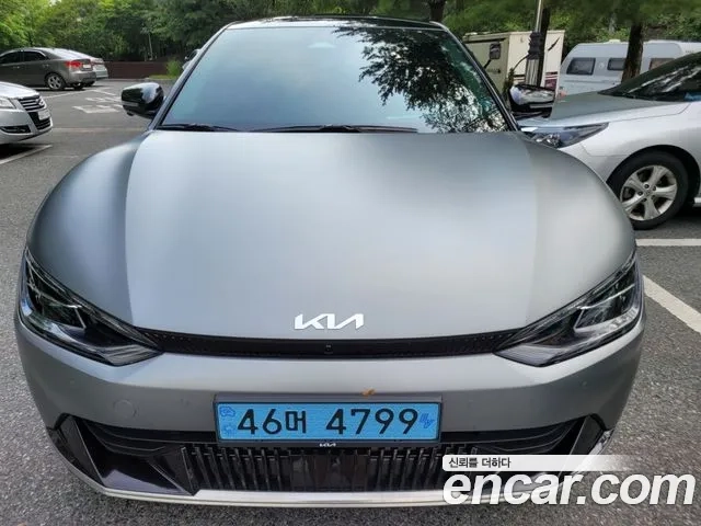 Kia EV6 2022 Серебристо-серый из Кореи, фото 5