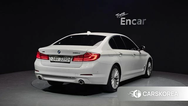 BMW 5 Series (G30) id 3845729 из Кореи 12