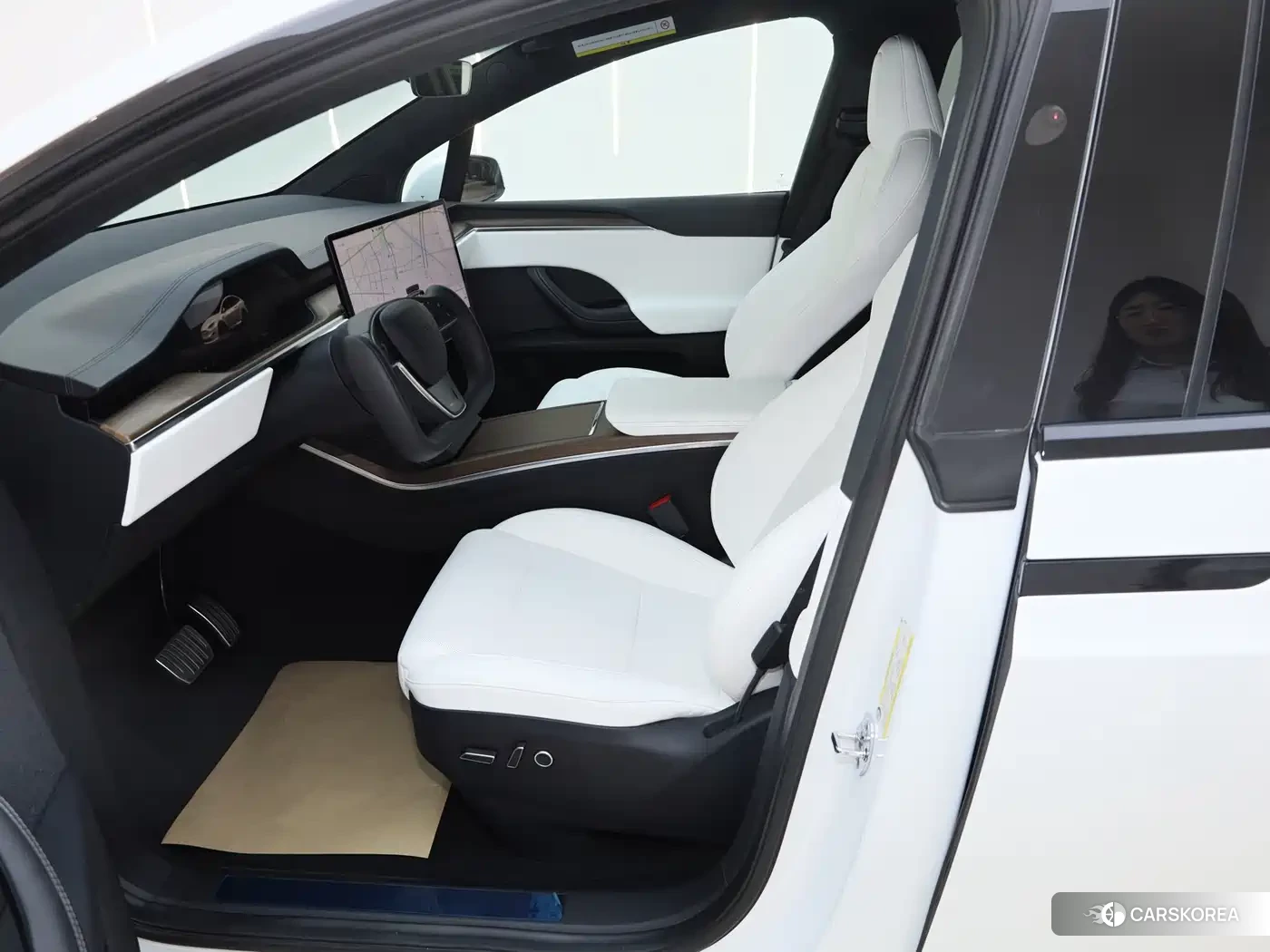 Tesla Model X id 4559844 из Китая 13