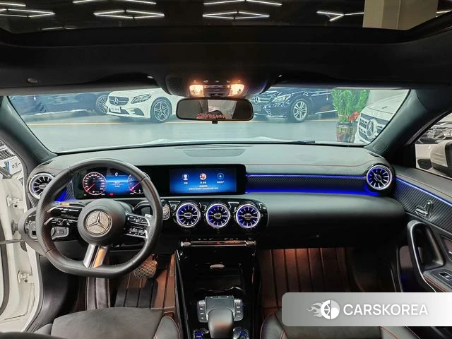 Mercedes-Benz Class A 2023 Белый из Китая, фото 3