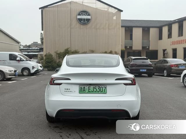 Tesla Model 3 2025 Белый из Китая, фото 3