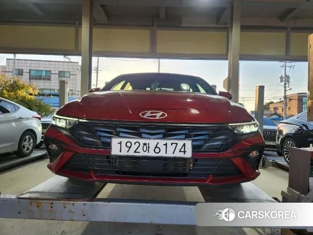 Hyundai The New Avante Hybrid (CN7) 2023 Красный из Кореи, фото 2