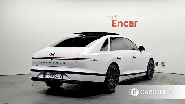 Hyundai Grandeur (GN7) id 4178387 из Кореи 12