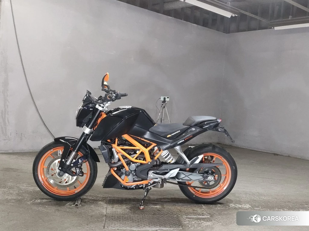 Проданный KTM 250 DUKE 2015 из Японии, фото 2