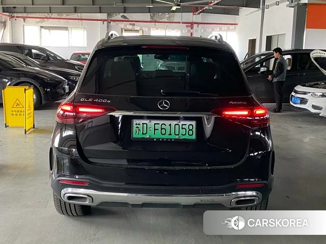 Mercedes-Benz GLE PHEV 2024 Черный из Китая, фото 4