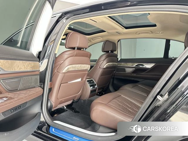 BMW 7 series 2020 Черный из Китая, фото 2
