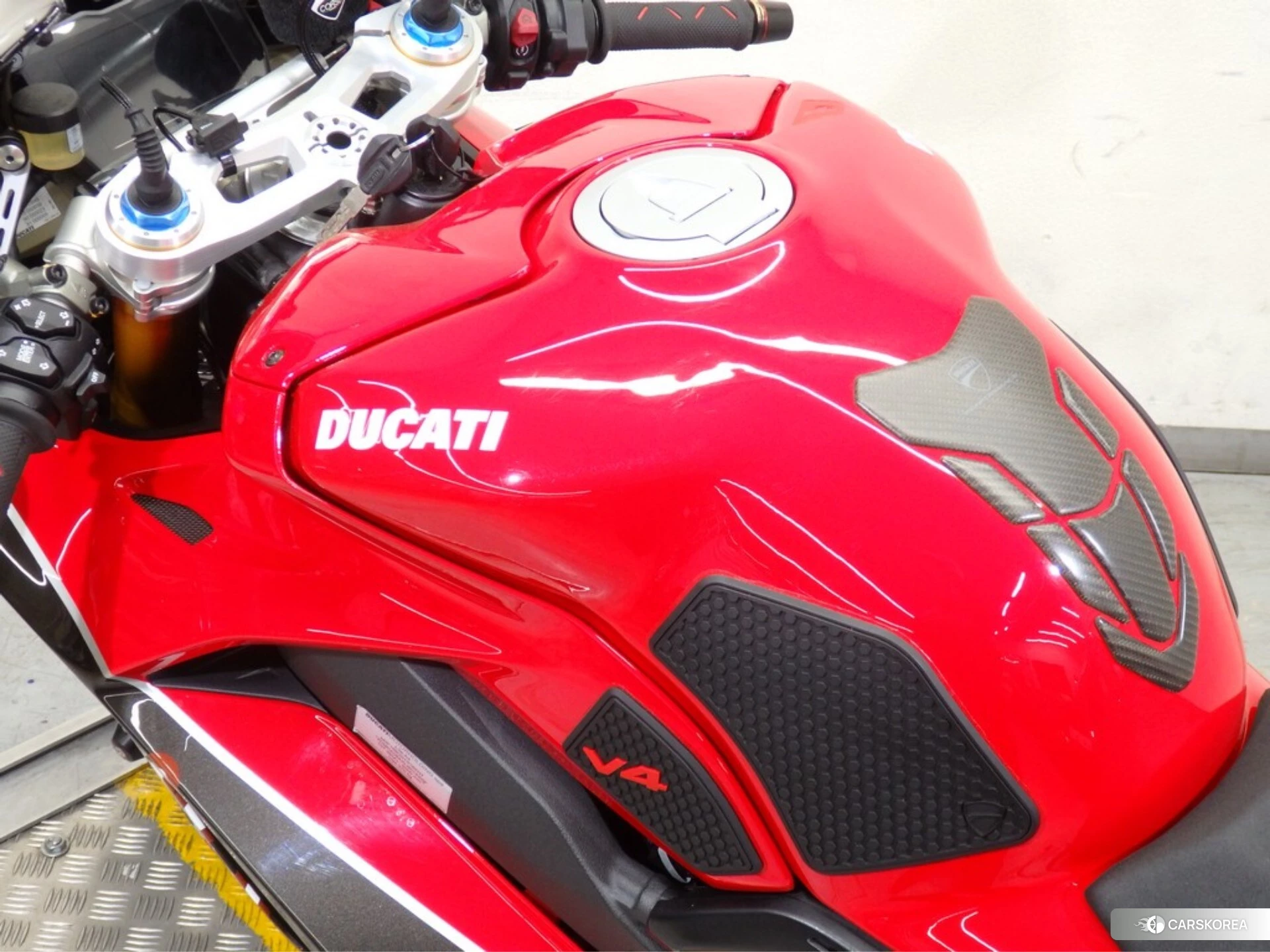 Ducati PANIGALE V4 S 2020 из Японии, фото 5