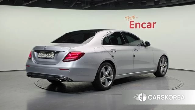 Mercedes-Benz E-Class W213 id 4411379 из Кореи 12