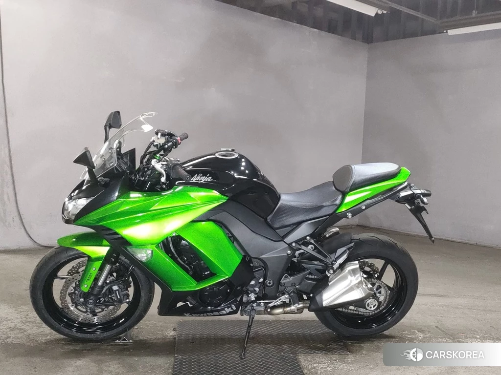 Проданный Kawasaki NINJA 1000 2014 из Японии