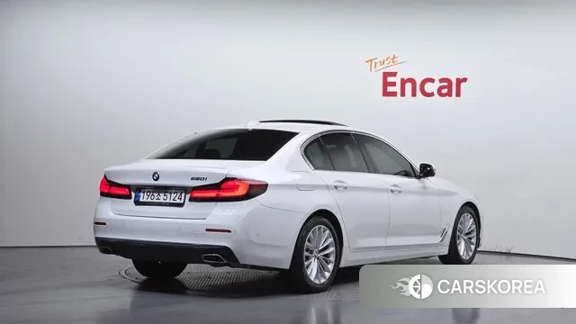 BMW 5 Series (G30) id 3416439 из Кореи 12