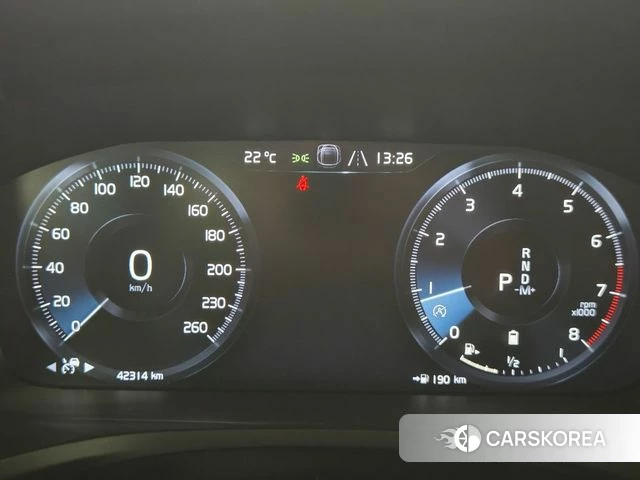 Volvo V60 Cross-Country 2nd Generation 2021 Синий из Кореи, фото 2