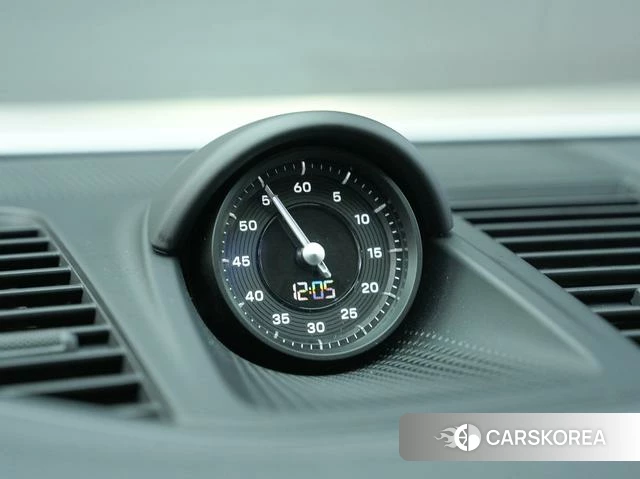 Porsche Panamera id 3920495 из Китая 12