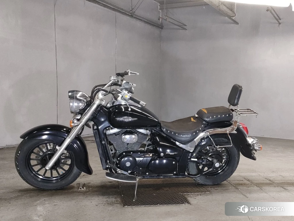 Проданный Suzuki INTRUDER 400 CLASSIC 2010 из Японии, фото 2