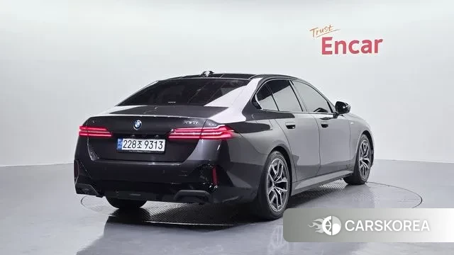 BMW 5 Series (G60) id 3689727 из Кореи 12