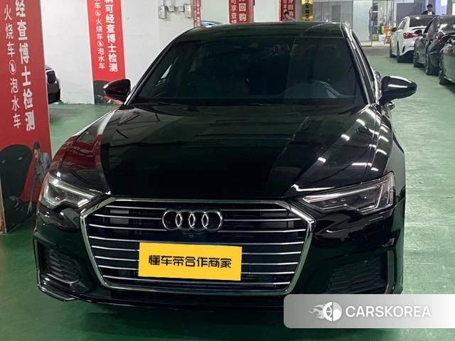Audi A6L 2022 Черный из Китая, фото 2