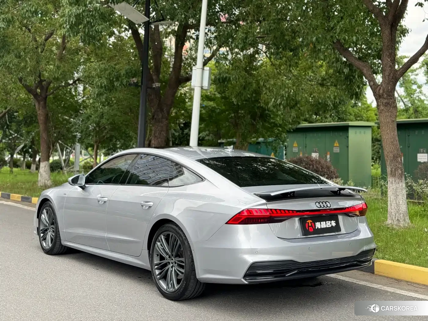 Audi A7 2024 Silver/gray из Китая, фото 2