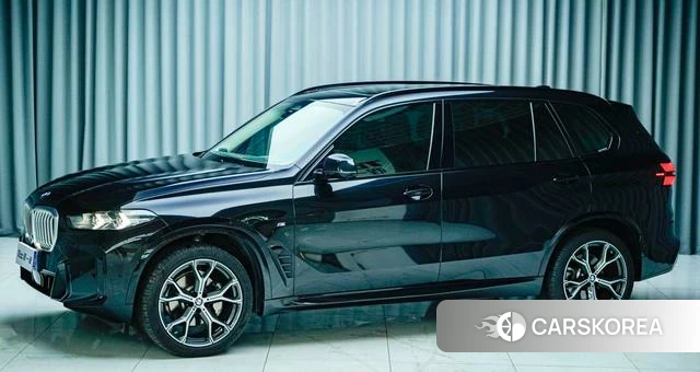 BMW X5 2024 Черный из Китая, фото 2