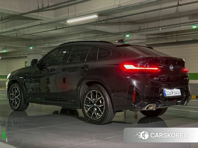 BMW X4 (G02) 2023 Черный из Кореи, фото 2