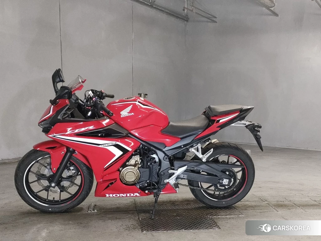 Проданный Honda CBR400R 2021 из Японии, фото 2
