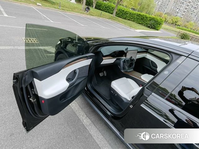 Tesla Model X id 4239064 из Китая 12