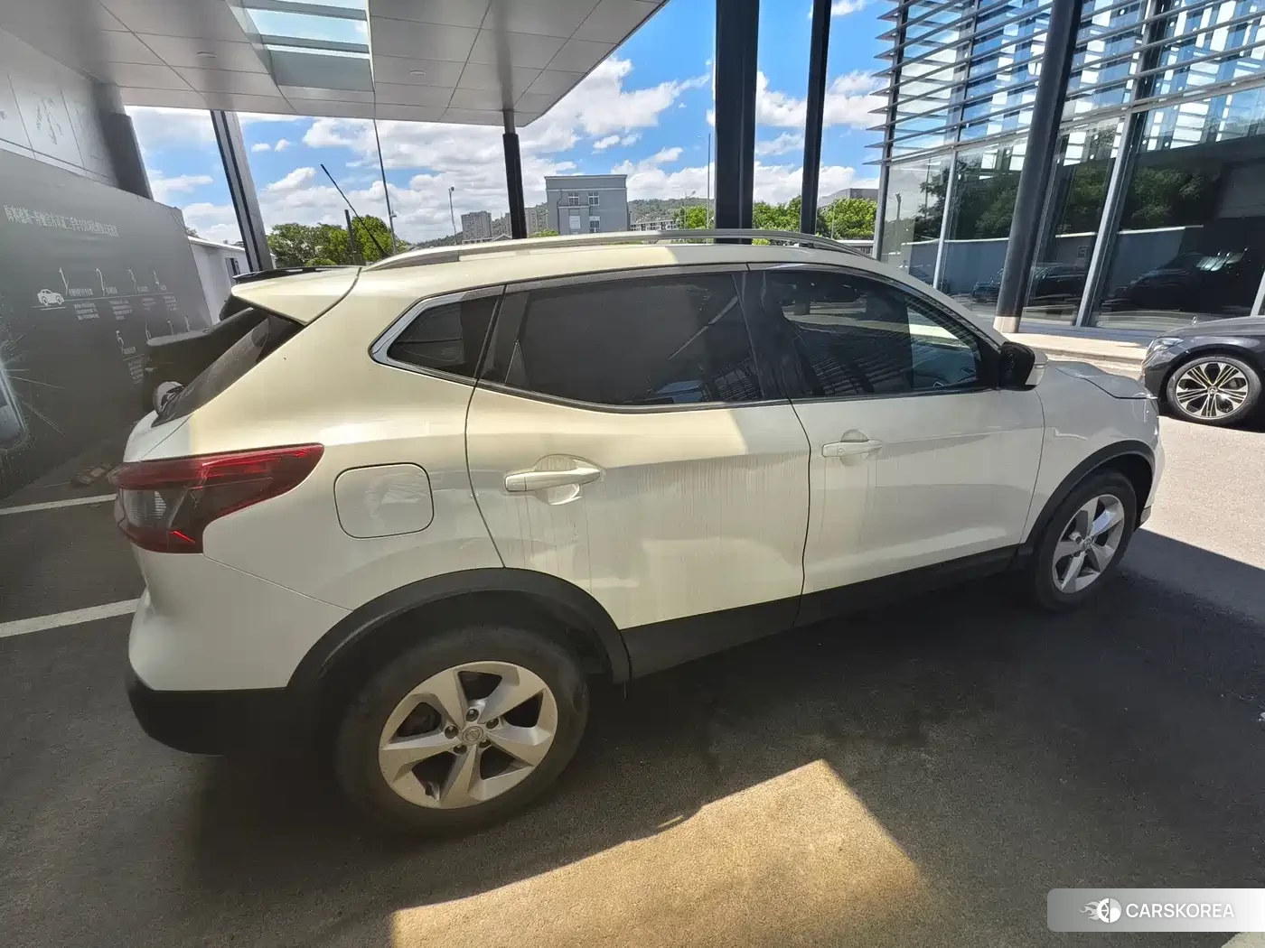 Nissan Qashqai 2022 Белый из Китая, фото 3
