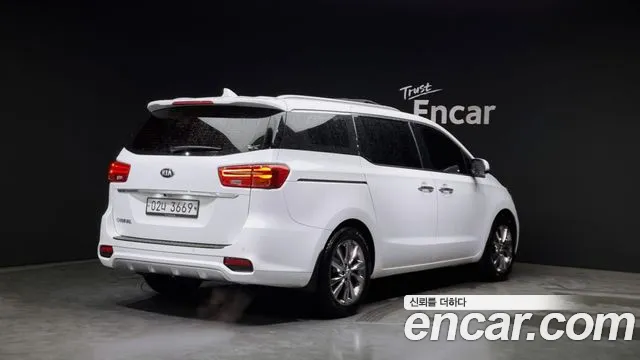 Kia The New Carnival id 2704552 из Кореи 12