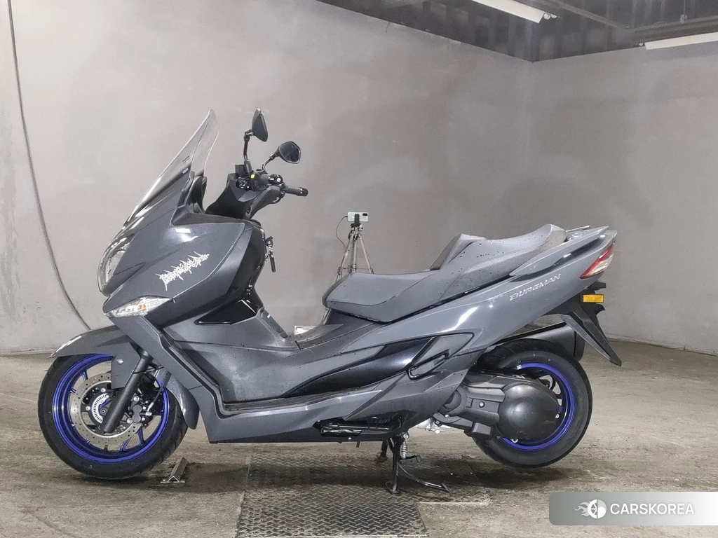Проданный Suzuki BURGMAN 400 2022 из Японии