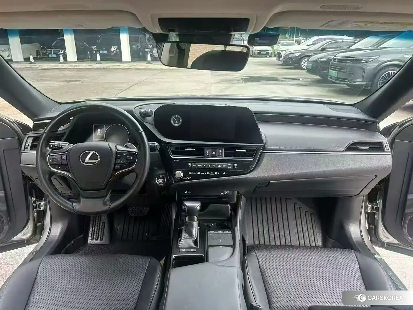 Lexus ES 2022 Silver/gray из Китая, фото 2