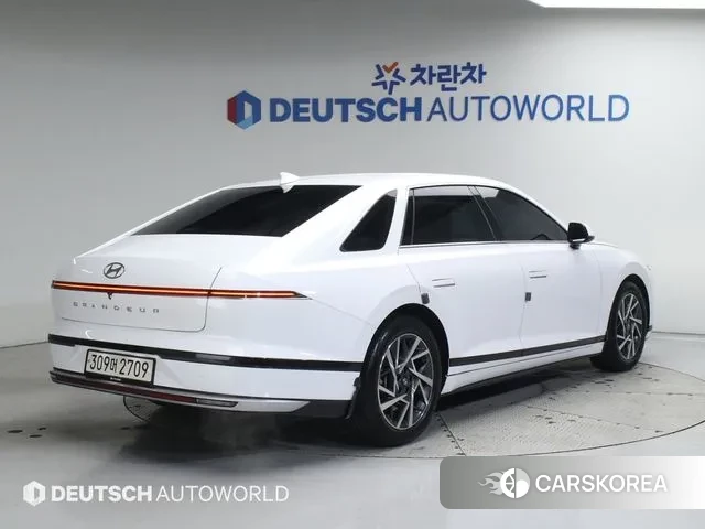 Hyundai Grandeur (GN7) id 3550447 из Кореи 12