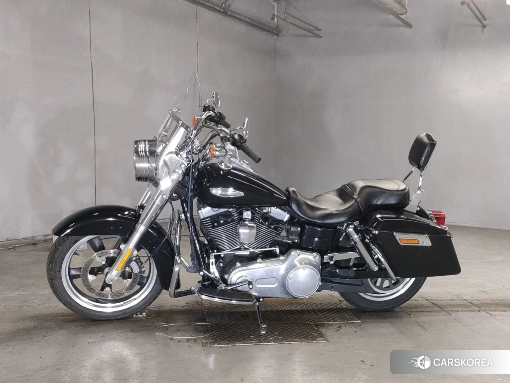 Проданный Harley-Davidson DYNA SWITCHBACK FLD1580 2016 из Японии, фото 2