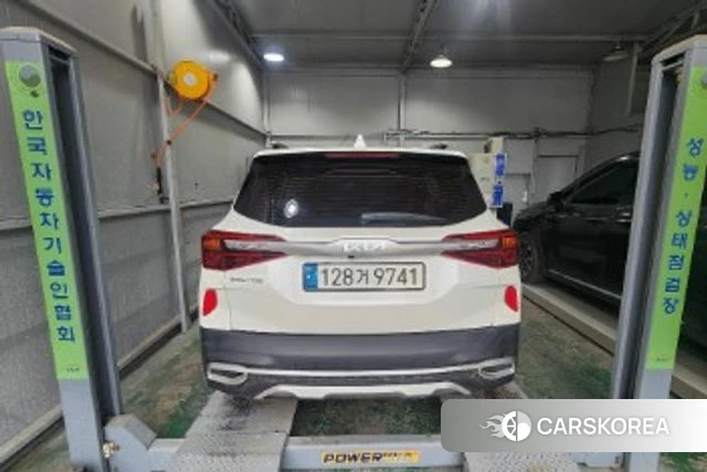 Kia Seltos 2022 Белый из Кореи, фото 2
