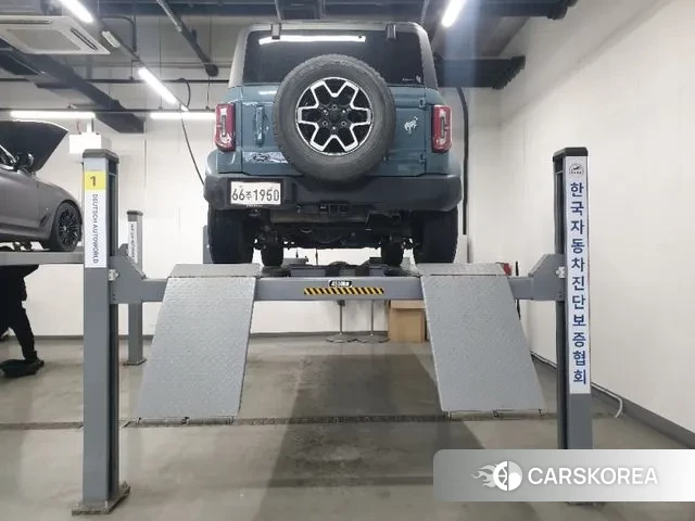 Ford Bronco 6th Generation 2022 Синий из Кореи, фото 2