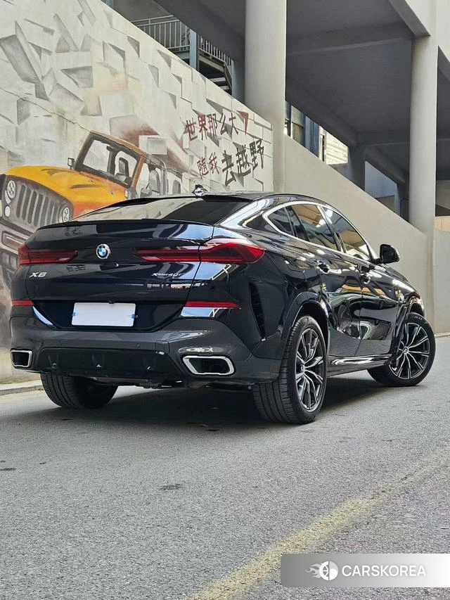 BMW X6 2021 Черный из Китая, фото 2