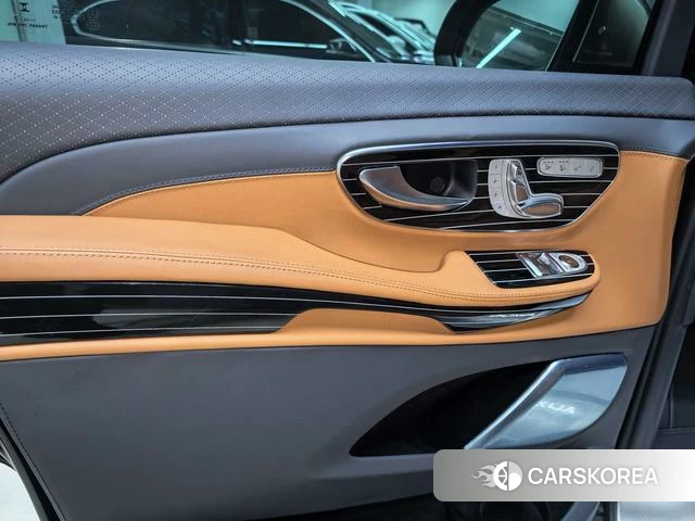 Mercedes-Benz V-class id 4265399 из Китая 12