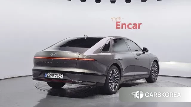 Hyundai Grandeur Hybrid (GN7) id 2900068 из Кореи 12