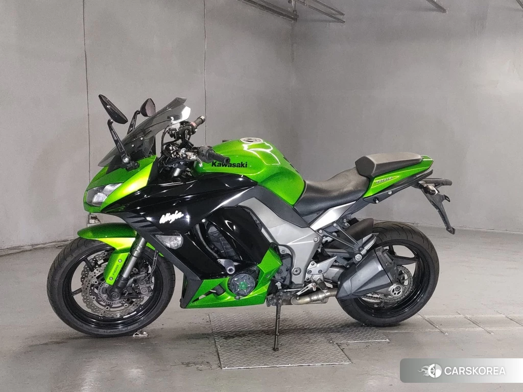 Проданный Kawasaki NINJA 1000 2012 из Японии