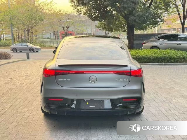 Mercedes-Benz EQS AMG 2025 Серебристо-серый из Китая, фото 3