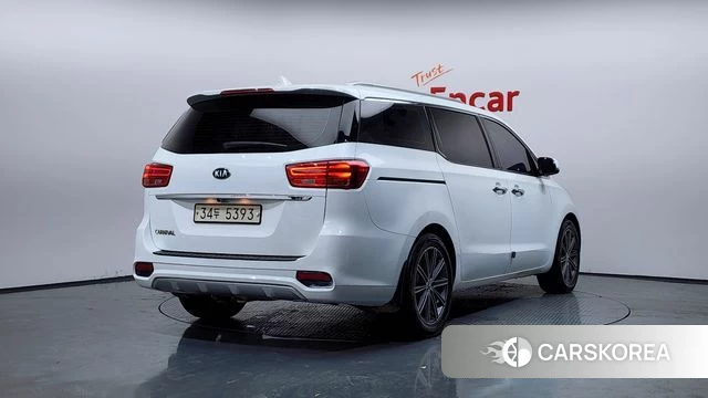 Kia The New Carnival id 3808318 из Кореи 12