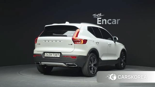 Volvo XC40 id 3828324 из Кореи 12